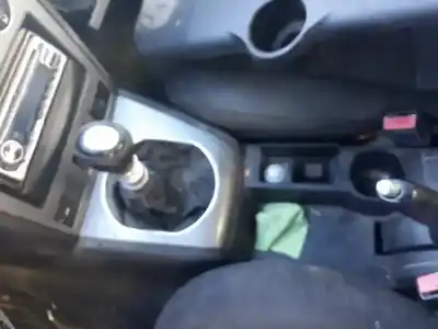 Veículo de Sucata ford mondeo berlina (ge) trend do ano 2002 alimentado fmba