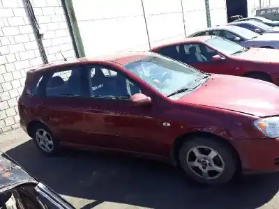 Veículo de Sucata kia cerato 2.0 turbodiesel cat do ano 2005 alimentado d4ea