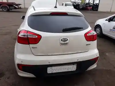 Veicolo di demolizione kia rio iv (yb, sc, fb) 1.4 crdi 90 dell'anno 2015 alimentato g4la