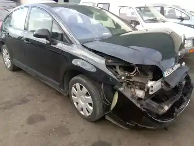 Veículo de Sucata citroen c4 berlina sx do ano 2005 alimentado 9hx