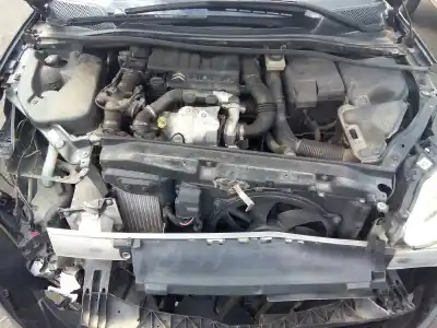 Veículo de Sucata citroen c4 berlina sx do ano 2005 alimentado 9hx