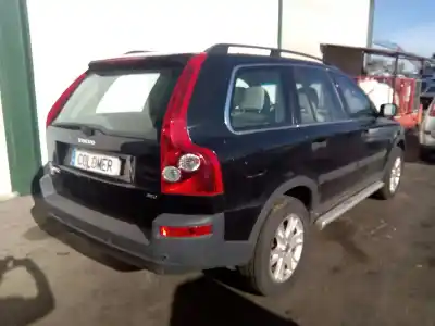 Veicolo di demolizione volvo xc90 2.5 t (7 asientos) dell'anno 2005 alimentato b5254t2