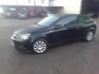 Veículo de Sucata opel astra gtc enjoy do ano 2005 alimentado z17dth