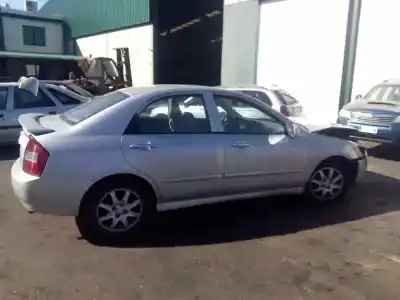 Veículo de Sucata kia cerato 2.0 turbodiesel cat do ano 2005 alimentado d4ea