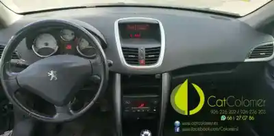 Veículo de Sucata peugeot 207 xt do ano 2007 alimentado 9hx