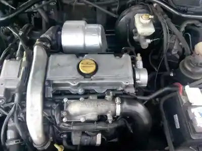 Veículo de Sucata saab 9-3 berlina 2.2 s tid do ano 2002 alimentado d223l