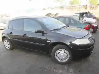 Здавання транспортного засобу renault megane ii berlina 5p confort authentique року 2004 потужний k9k d7