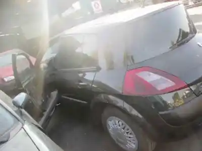 Здавання транспортного засобу renault megane ii berlina 5p confort authentique року 2004 потужний k9k d7