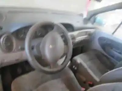 Scrapping Vehicle renault scenic (ja..) 1.6 16v authentique (ja0b/11) of the year 2000 powered k4m a7 79kw