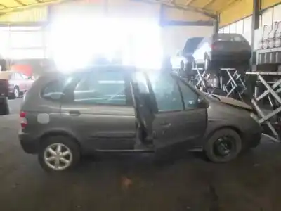 Scrapping Vehicle renault scenic (ja..) 1.6 16v authentique (ja0b/11) of the year 2000 powered k4m a7 79kw