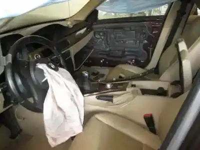 Veículo de Sucata bmw serie 3 berlina (e90) 2.0 16v diesel do ano 2009 alimentado 204d4