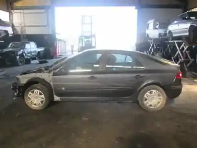 Scrapping Vehicle renault laguna ii (bg0) confort authentique of the year 2006 powered f9q
