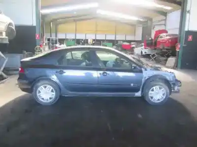 Scrapping Vehicle renault laguna ii (bg0) confort authentique of the year 2006 powered f9q