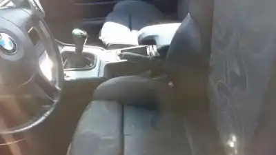 Sloopvoertuig bmw serie 3 compact (e46) 316ti van het jaar 2001 aangedreven n46b18a