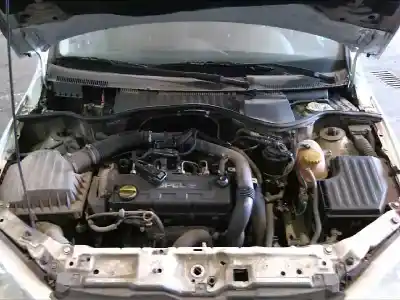 Veicolo di demolizione opel combo familiar dell'anno 2002 alimentato y17dt