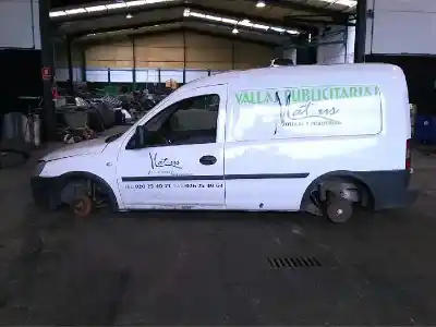 Veicolo di demolizione opel combo familiar dell'anno 2002 alimentato y17dt