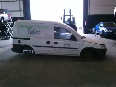 Veicolo di demolizione opel combo familiar dell'anno 2002 alimentato y17dt