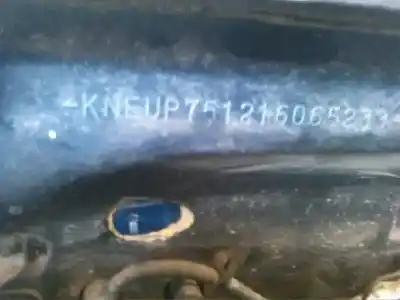 Hurda Aracı kia carnival td ls yılın 2001 güçlü j3