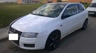 Scrapping Vehicle FIAT STILO (192) 1.9 JTD CAT of the year 2003 powered 192A1000