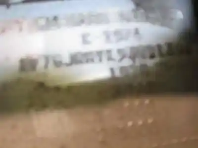 Veículo de Sucata citroen berlingo 2.0 hdi magic familiar do ano 2003 alimentado rhy