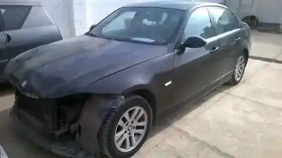 Veículo de Sucata bmw serie 3 berlina (e90) 320d do ano 2008 alimentado n47d20a