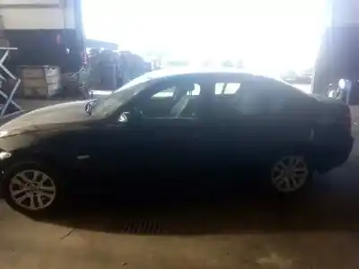 Veículo de Sucata bmw serie 3 berlina (e90) 320d do ano 2008 alimentado n47d20a