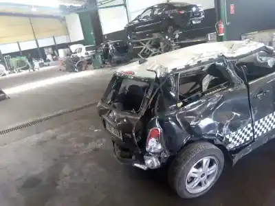 Vehicul casat mini mini (r50,r53) one al anului 2006 alimentat w10b16a