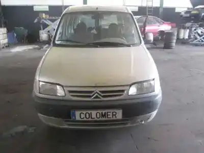 Veículo de Sucata citroen berlingo 2.0 hdi sx familiar do ano 2002 alimentado rhy