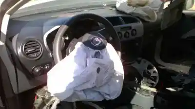 Veículo de Sucata seat leon (1p1) comfort limited do ano 2007 alimentado bxe