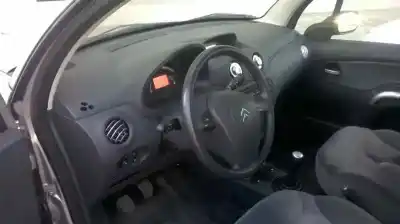 Veículo de Sucata citroen c3 1.4 hdi exclusive do ano 2004 alimentado 8hx