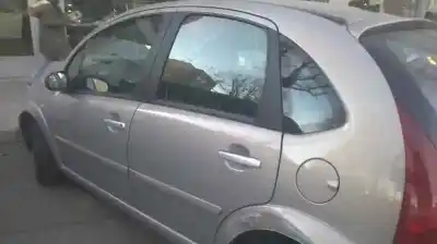 Veículo de Sucata citroen c3 1.4 hdi exclusive do ano 2004 alimentado 8hx