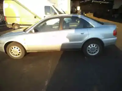 Sloopvoertuig audi a4 berlina (b5) 1.8 t van het jaar 1997 aangedreven aeb