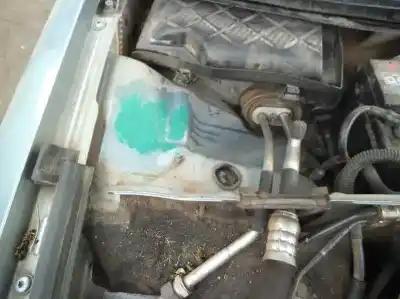 Veicolo di demolizione audi a4 berlina (8e) 1.9 tdi (96kw) dell'anno 2003 alimentato awx