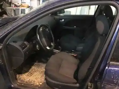 Veicolo di demolizione ford mondeo berlina (ge) ambiente dell'anno 2003 alimentato hjba