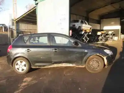 Veículo de Sucata kia cee´d concept do ano 2007 alimentado d4fbl 66kw