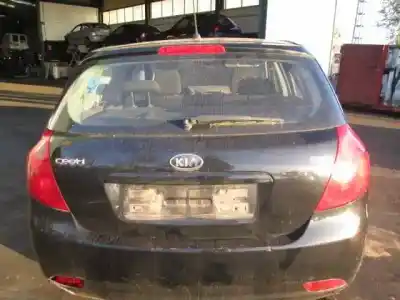 Veículo de Sucata kia cee´d concept do ano 2007 alimentado d4fbl 66kw