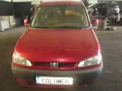 Veículo de Sucata peugeot partner (s1) combispace do ano 2002 alimentado rhy