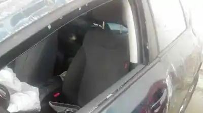 Veicolo di demolizione seat leon (1p1) 1.9 tdi dell'anno 2005 alimentato bkc