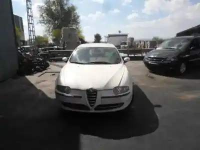 Veículo de Sucata alfa romeo 147 (190) 1.6 16v cat do ano 2001 alimentado ar32104
