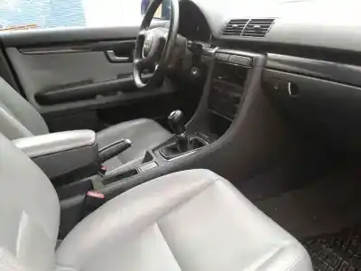 Veicolo di demolizione audi a4 avant (8e) 1.9 tdi (96kw) dell'anno 2002 alimentato awx