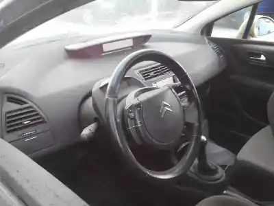 Veículo de Sucata citroen c4 coupe vtr do ano 2006 alimentado nfutu5jp4