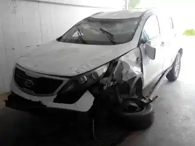 Veículo de Sucata KIA SPORTAGE Concept 4x2 do ano 2010 alimentado D4FD