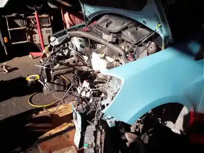 Здавання транспортного засобу renault clio iii authentique року 2007 потужний k9k