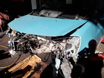 Здавання транспортного засобу renault clio iii authentique року 2007 потужний k9k