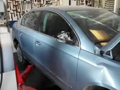 Veicolo di demolizione volkswagen passat berlina (3c2) edition plus dell'anno 2006 alimentato bkp