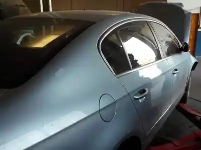 Veicolo di demolizione volkswagen passat berlina (3c2) edition plus dell'anno 2006 alimentato bkp