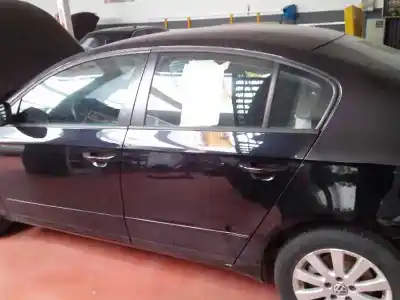 Veicolo di demolizione volkswagen passat berlina (3c2) advance dell'anno 2006 alimentato bkp