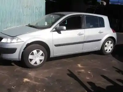 Здавання транспортного засобу renault megane ii berlina 5p confort dynamique року 2005 потужний f9q