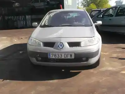 Здавання транспортного засобу renault megane ii berlina 5p confort dynamique року 2005 потужний f9q