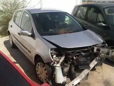 Veicolo di demolizione renault clio iii exception dell'anno 2007 alimentato k9k t7